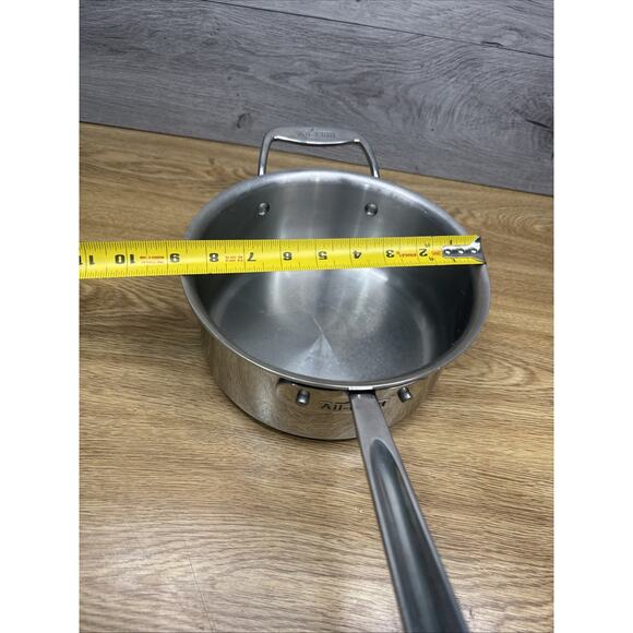 All-Clad D5 Polished 18/10 SS 5-Ply Bonded 3-qt sauce Pan with Lid - Picture 11 of 12
